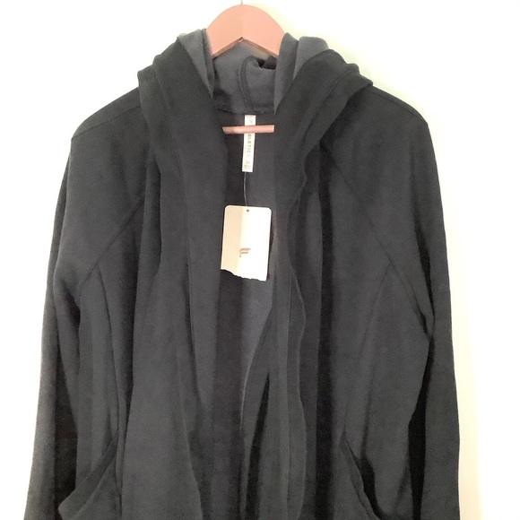 Fabletics | Geri long wrap scarf cardigan - Picture 4 of 8